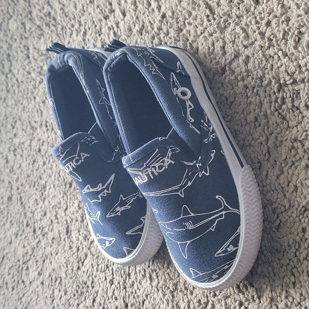 Nautica shark shoes